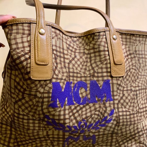 Authentic MCM Liz Reversible Visetos Shopper (med) - Picture 15 of 16